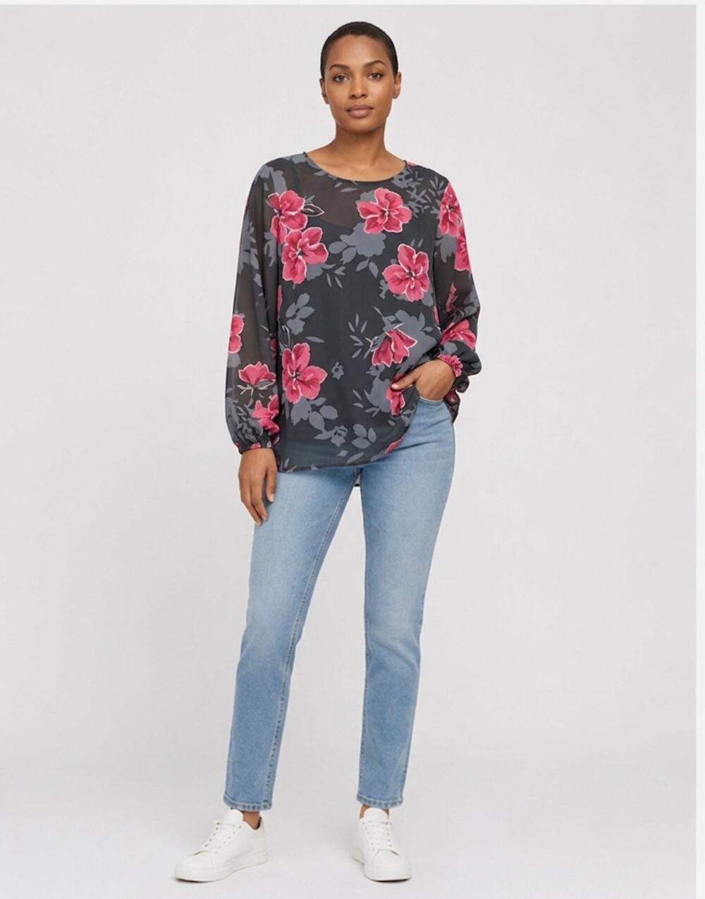 Avenue Gray Floral Lightweight Top Women Size 26/28